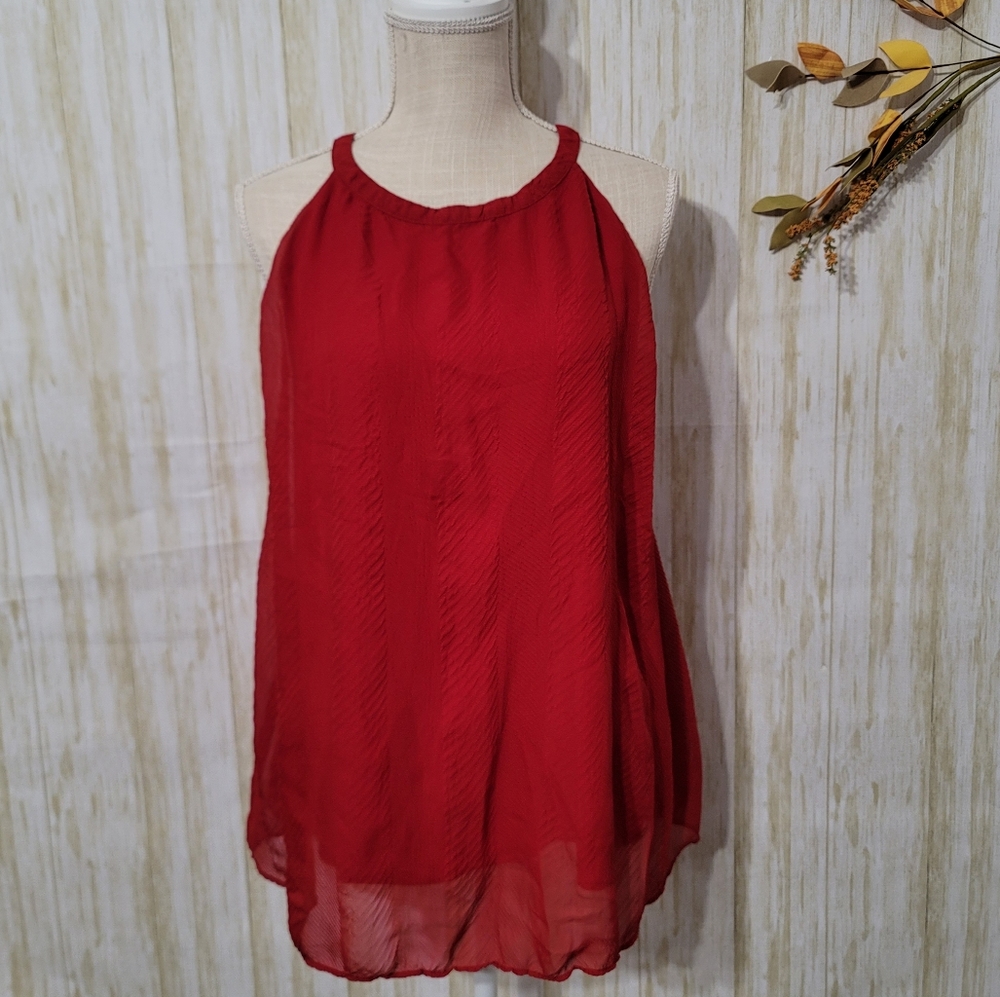 Loft-Tank Top size L, red color with back button adjustments